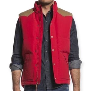Levi's Men's Down Fill Red Zip Puffer Vest With Corduroy Trim Small